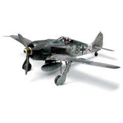 TAMIYA 1/48 FOCKE-WULF Fw 190A8/A8R2     (61095)