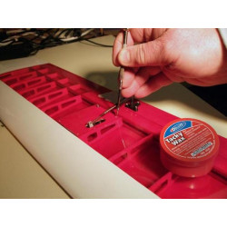 DELUXE TACKY WAX - klej woskowy (DEAD29)