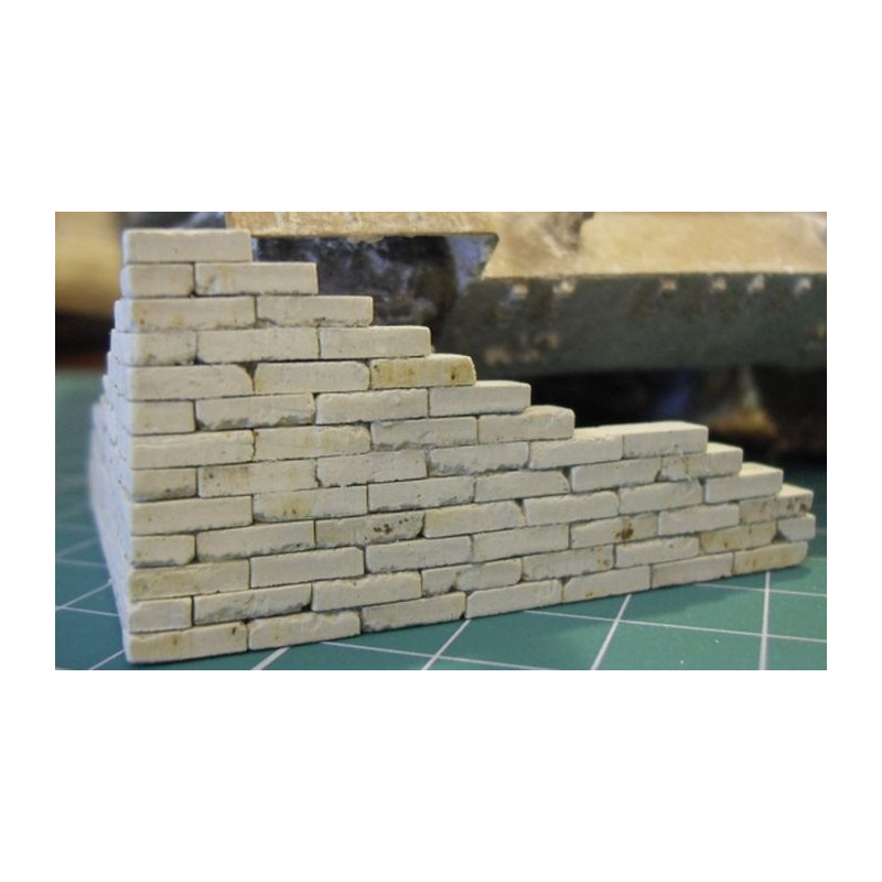 CEGŁA GIPSOWA 1:32 / 1:35 NIEBARWIONA - 100 sztuk (35006)