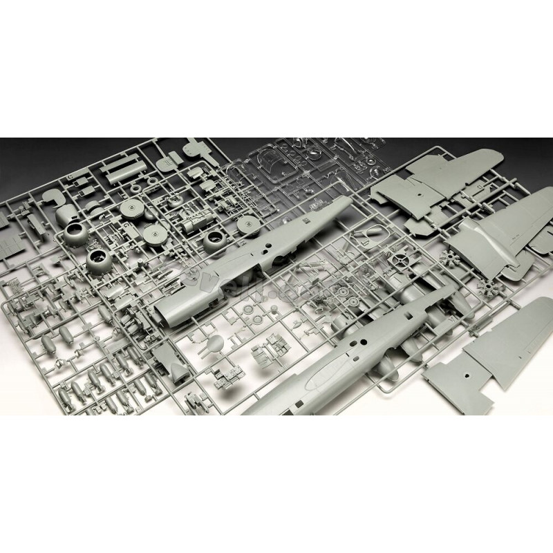 REVELL 1/48 B-25D MITCHELL (04977)