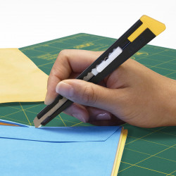 OLFA NÓŻ SEGMENTOWY  9 mm (180-BLACK)