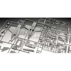 REVELL 1/72 F/A18F SUPER HORNET (03834)