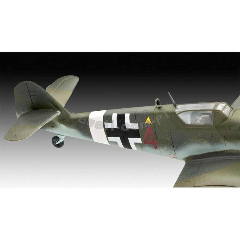 REVELL 1/72 BF109G-10 & SPITFIRE MK.V (03710)