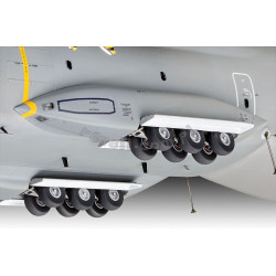 REVELL 1/72 AIRBUS A400M ATLAS"RAF" (03822)