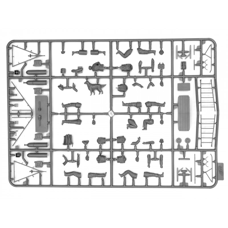 ICM 1/48 RAF PILOTS AND GROUND PERSONNEL 1939-1945 (48081)