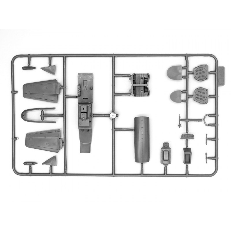 ICM 1/48 MUSTANG P-51K AMERICKÁ STÍHAČKA (48154)