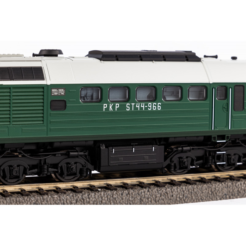 PIKO 52909 LOKOMOTYWA SPALINOWA ST44-966 PKP ep.IV