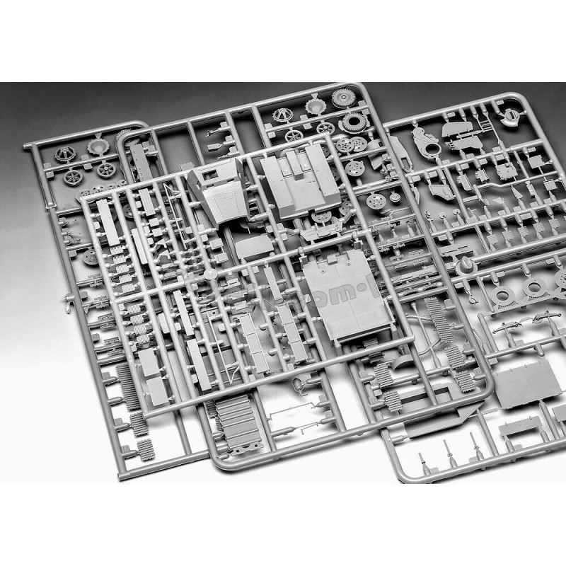REVELL 1/72 sWS s FLAK 43 a Sd.Ah. 58. PŘÍVĚS NA MUNICI (03293)