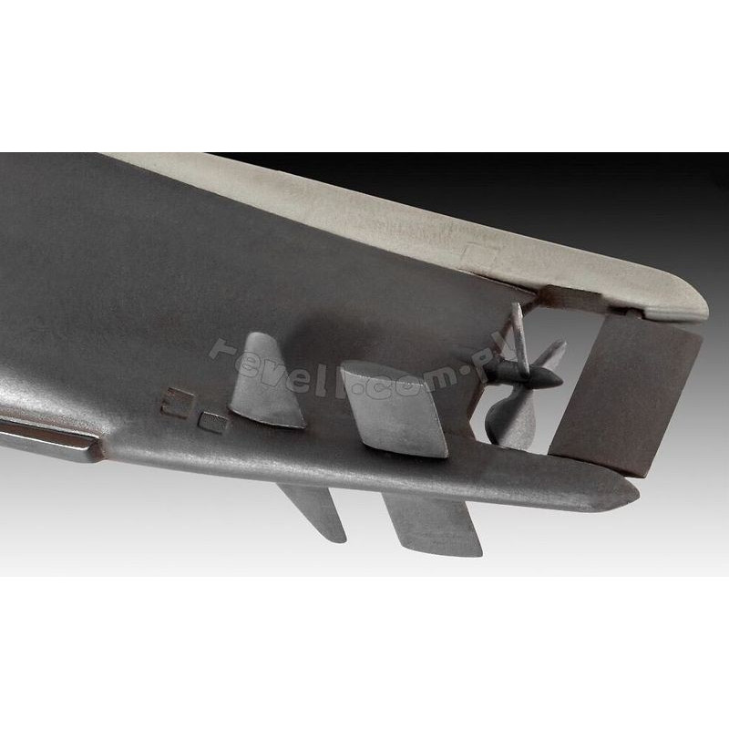 REVELL 1/144 GERMAN SUBMARINE MODEL SET 65140