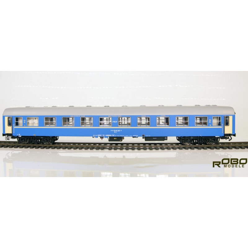 ROBO 244310 WAGON KUSZETKA 110Ac 2 klasa PKP Warszawa Grochów