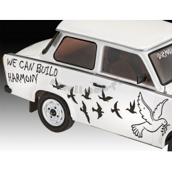 REVELL 1/24 TRABANT 601 BUILDERS CHOICE (07713)