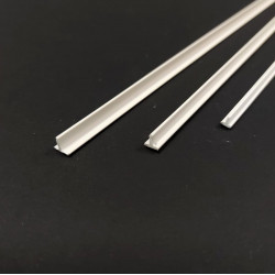 HM PLASTIC TEA 5*5*330 mm (161) MAQUETT