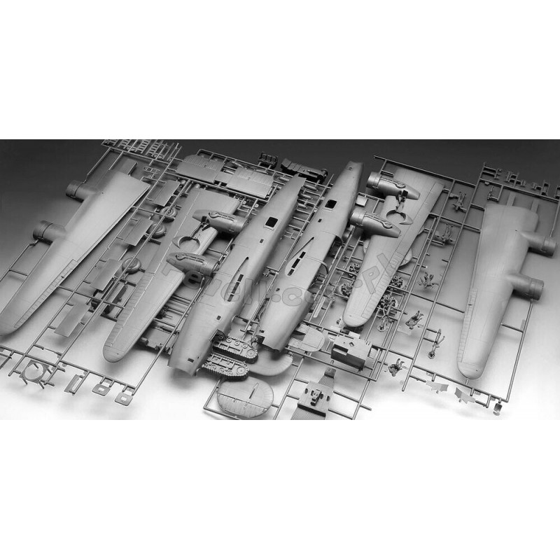 REVELL 1/48 B-24D LIBERATOR (03831)