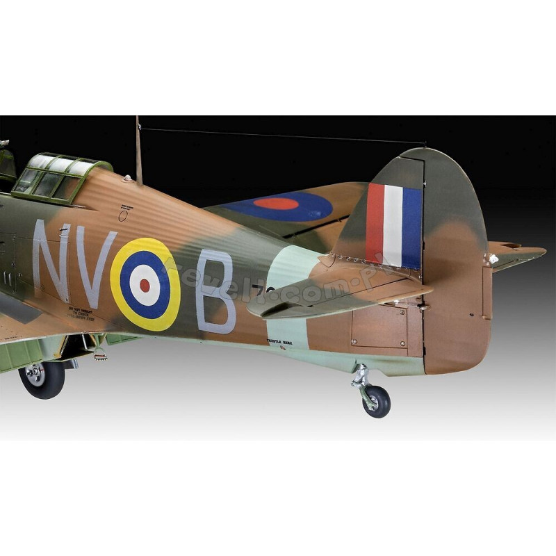 REVELL 1/32 HAWKER HURRICANE MK IIb (04968)