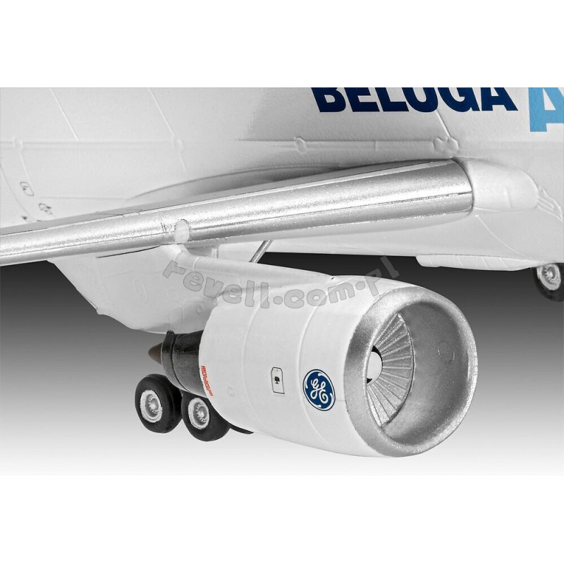 REVELL 1/144 AIRBUS A300-600ST "BELUGA"  (03817)