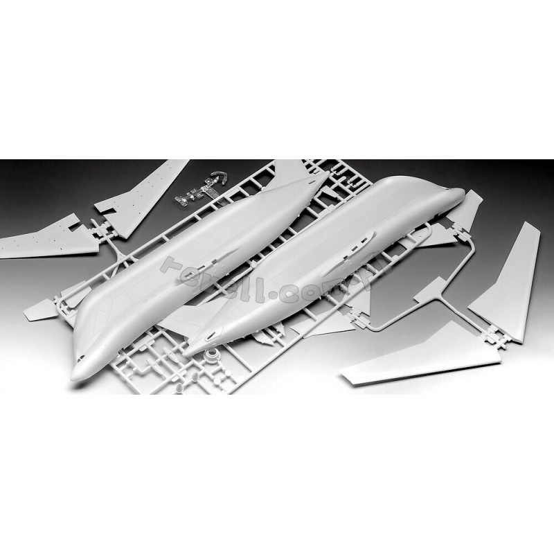 REVELL 1/144 AIRBUS A300-600ST "BELUGA"  (03817)