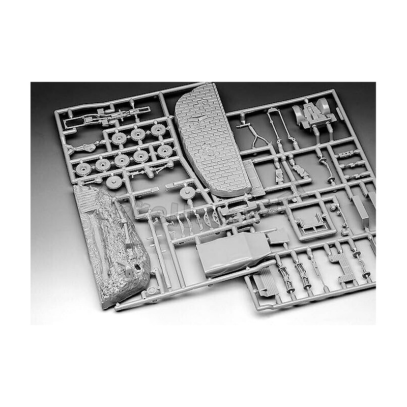 REVELL 1/76 KRUPP PROTZE KFZ 69 WITH 3,7 (03344)