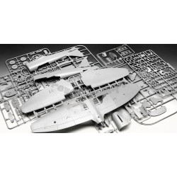 REVELL 1/32 HAWKER TEMPEST MK.V (03851)