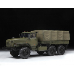 ZVEZDA 1/35 URAL-4320 RUSSIAN ARMY TRUCK (3654)