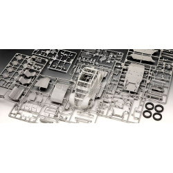 REVELL 1/24 CITROEN 2CV "JEMES BOND 007" (05663) kit