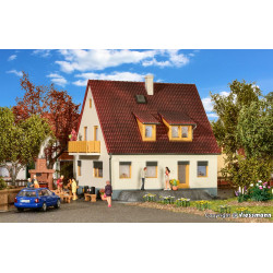 KIBRI 38710 H0 DOM...