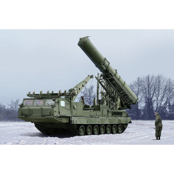 TRUMPETER 1/35 RUSSIAN S-3000V 9A85 SAM  (09521)
