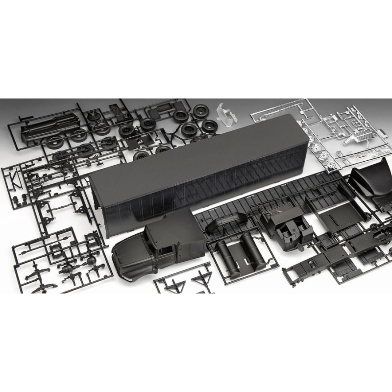 REVELL 1/32 RAMMSTEIN TOUR TRUCK - SADA (07658)