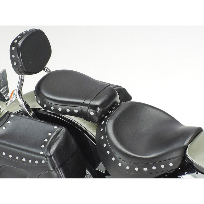 TAMIYA 1/12 MOTOCYKL YAMAHA XV1600 (14135)