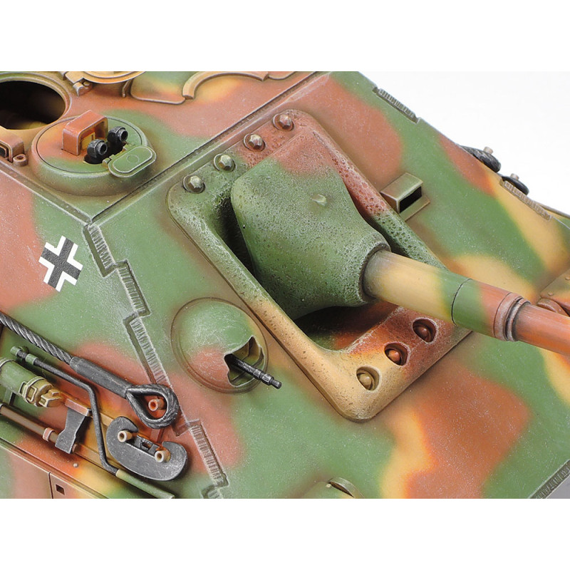 TAMIYA 1/35 NĚMECKÝ STÍHAČ TANKŮ JAGDPANTHER POZDNÍ VERZE 35203