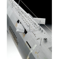 REVELL 1/144 NĚMECKÁ PONORKA TYP XXI (05177)