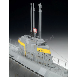REVELL 1/144 GERMAN SUBMARINE TYPE XXI   (05177)