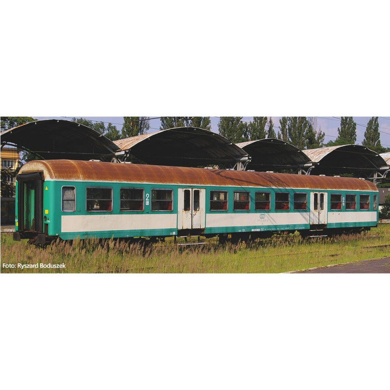 PIKO 96660 PASSENGER WAGON type 120A PKP ep.V