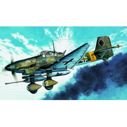 ACADEMY 1/72 JU-87G-1 STUKA...