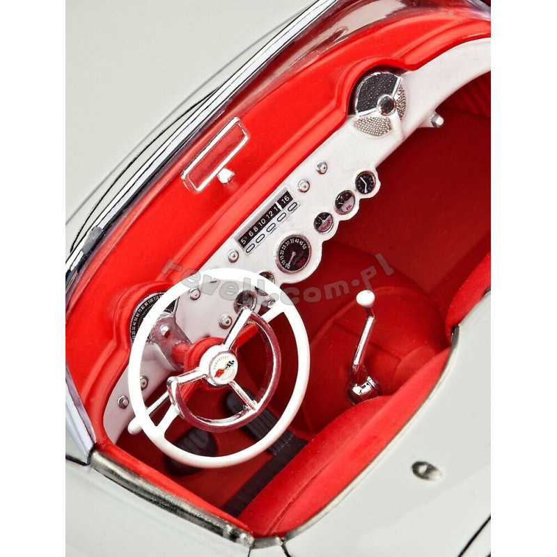 REVELL 1/24 CORVETTE 1953 ROADSTER (07718)