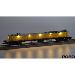 ROBO 280321 PASSENGER WAGON PKP 209C station Gdynia ( with lights )