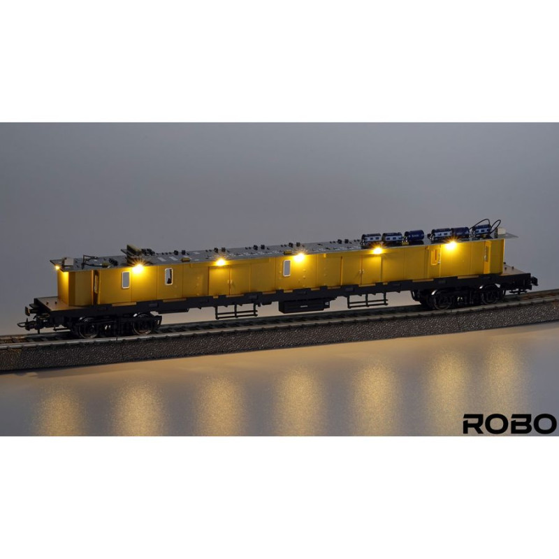 ROBO 280321 PASSENGER WAGON PKP 209C station Gdynia ( with lights )