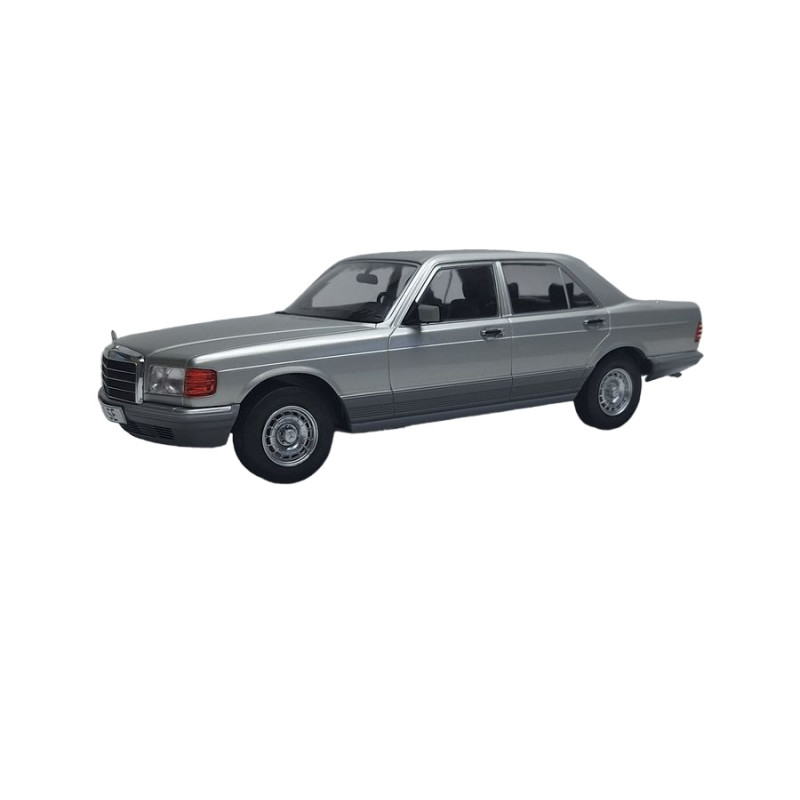 MCG 1/18 MERCEDES S-CLASS (W126) silver 1979 (18185)