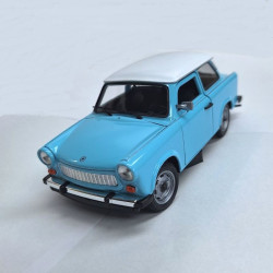 WELLY 1/24 TRABANT 601 jasny niebieski   / biały (24037)