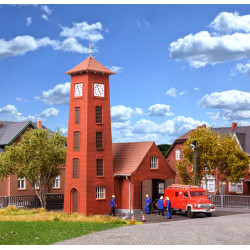 KIBRI 39210 H0 fire station...