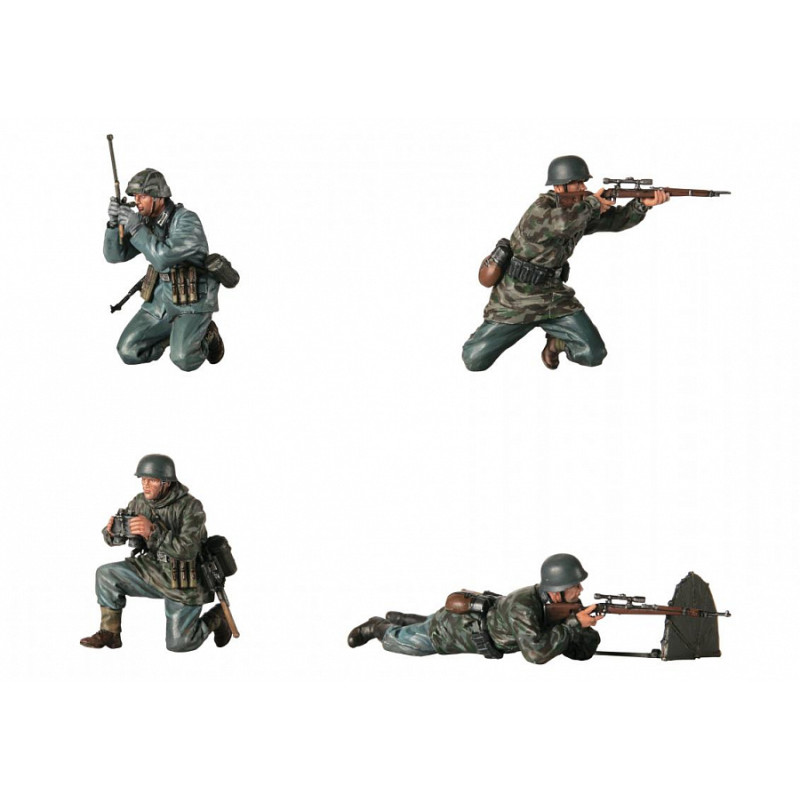 ZVEZDA 1/35 SOVIET SNIPER TEAM (3597)