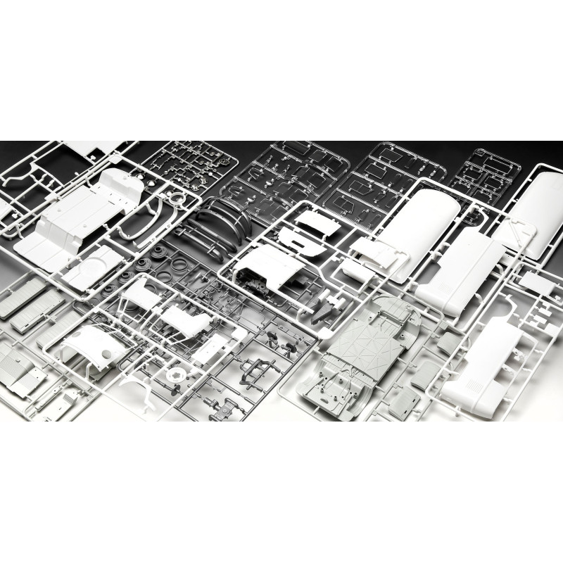 REVELL 1/24 SETU VAILLANT (05648) 150 LET