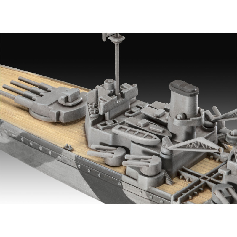REVELL 1/1200 HMS Duke of York (05182)
