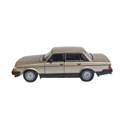 WELLY 1/24 VOLVO 240 GL gold (24102)