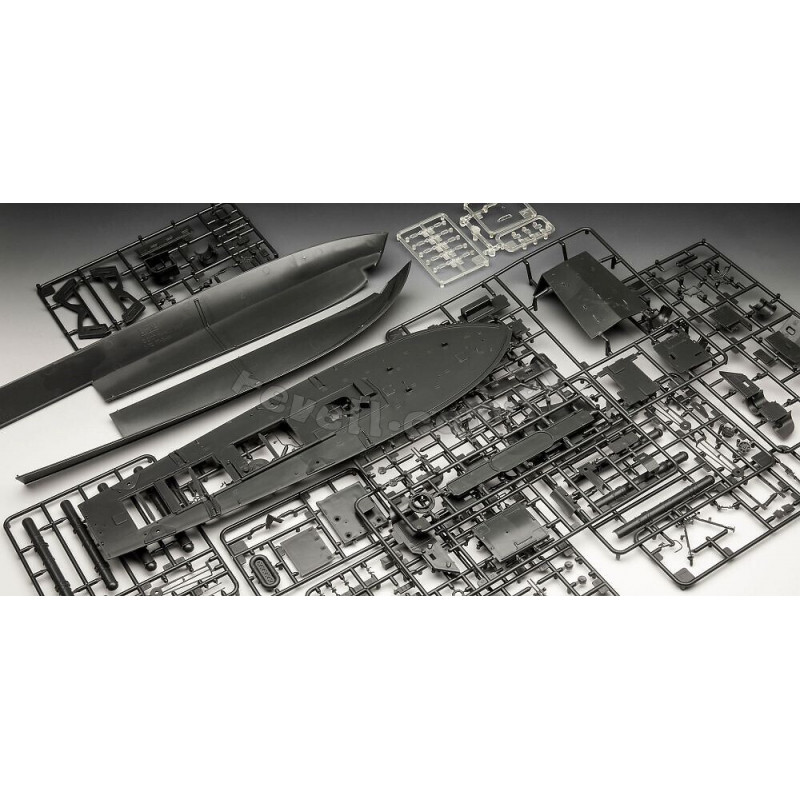 REVELL 1/72 PATROL TORPEDO BOAT PT-109 MODEL SET 65147