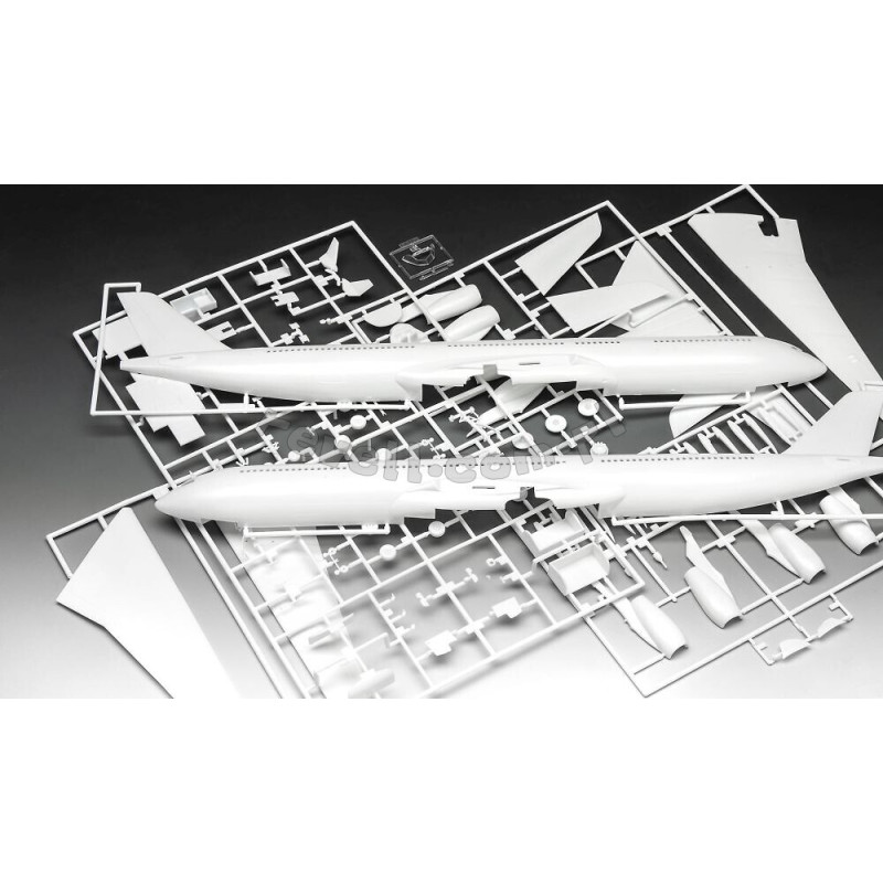 REVELL 1/144 AIRBUS A340-300 (03803) Lufthansa New Livery