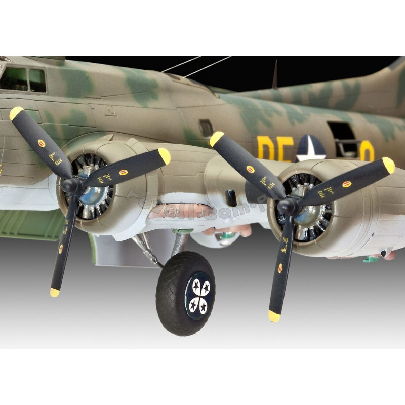 REVELL 1/72 B-17F MEMPHIS BELLE 04279