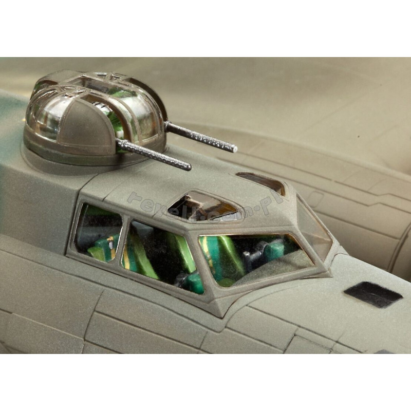 REVELL 1/72 B-17F MEMPHIS BELLE 04279