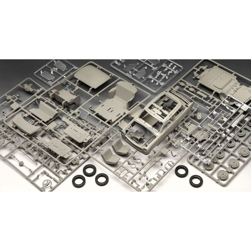 REVELL 1/24 TRABANT 601 60th Anniversary (05630) "Exkluzivní edice"