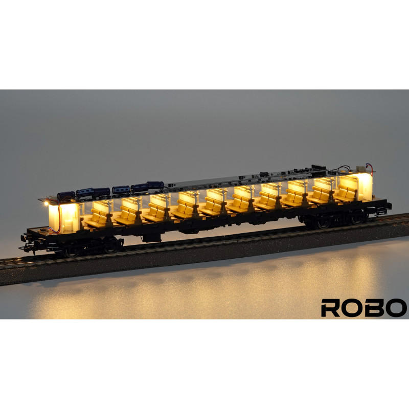 ROBO 222091 PASSENGER WAGON 2 cl. PKP 111Ay ep.Va station Warszawa Szczęśliwice (with lighting 2.0)