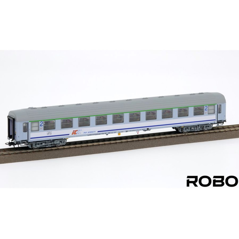 ROBO 222250 WAGON OSOBOWO ROWEROWY 2 kl. PKP IC 111As ep.VI stacja Warszawa Grochów